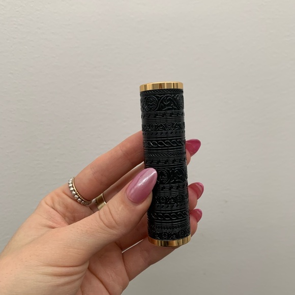 NWT- KILIAN Paris- Le Rouge Parfum Scented Satin Lipstick - Picture 2 of 4